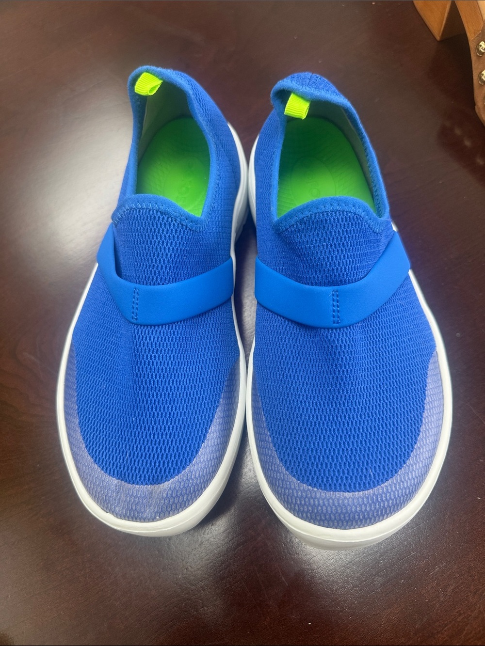 Womens Oofos OOmg Eezee Recovery Shoes Blue Size 7